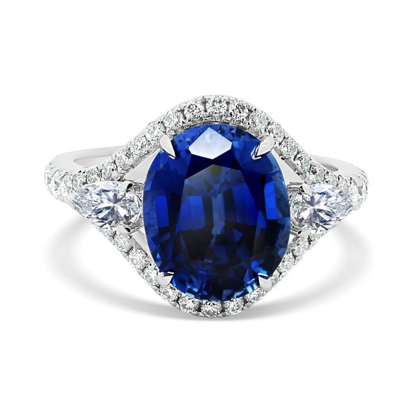Last Chance to get the Acacia Blue Oval sapphire ring from Moi Moi