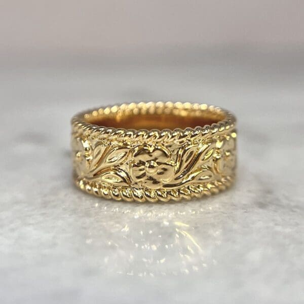 Ashwin B. Custom BandWedding Band18K Yellow Gold